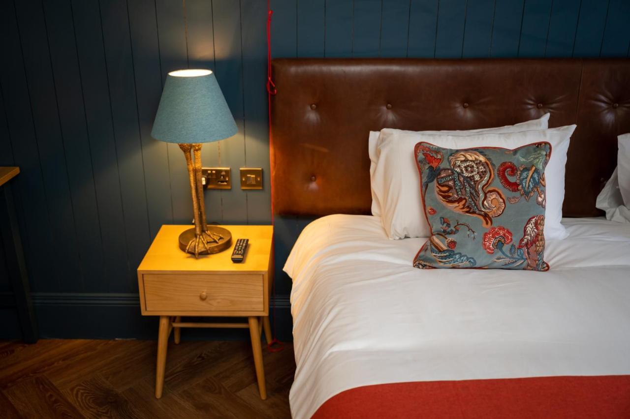 Victoria Hotel By Chef & Brewer Collection Menai Bridge Exterior foto